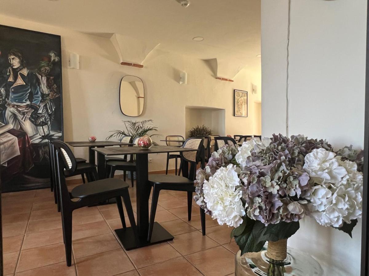 Hotel Posta Vecchia باستيا المظهر الخارجي الصورة
